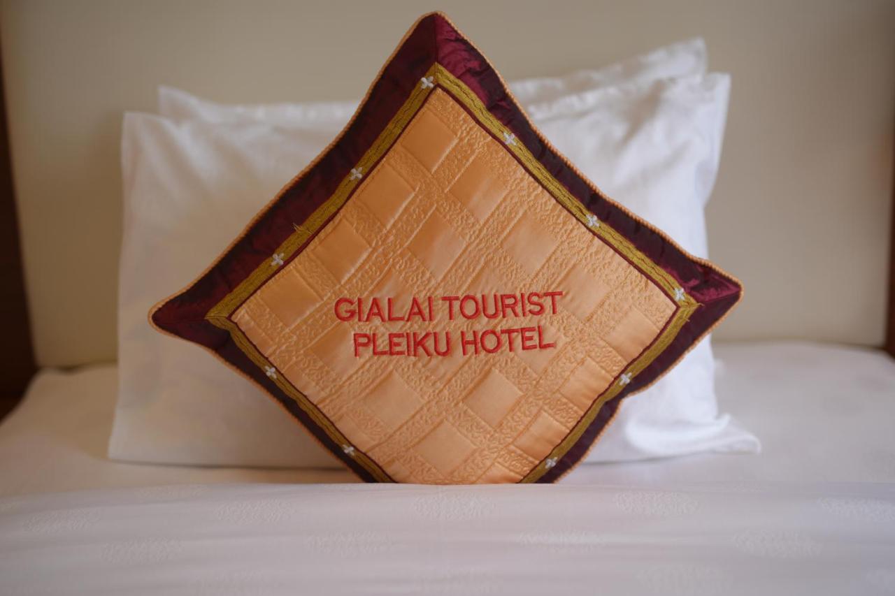 Pleiku Hotel Exterior photo