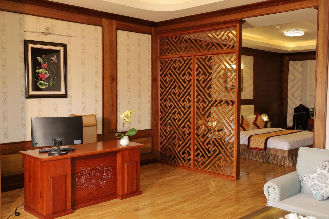 Pleiku Hotel Exterior photo