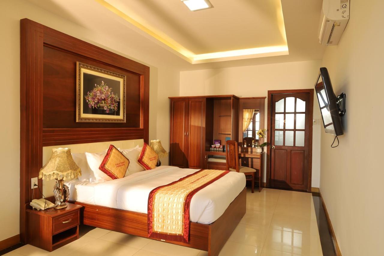 Pleiku Hotel Exterior photo